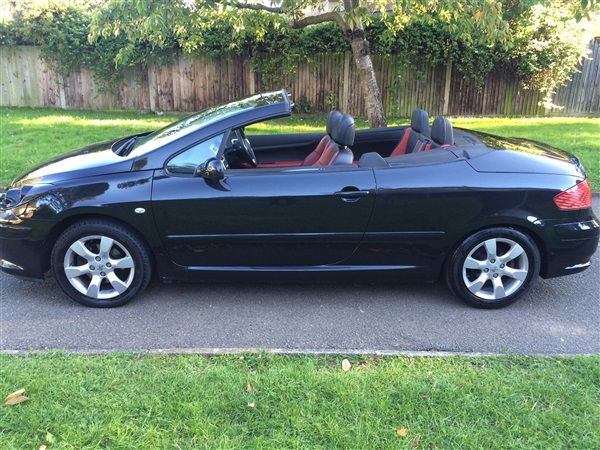 2007 Peugeot 307 CC 1.6 16v Allure 2dr image 2