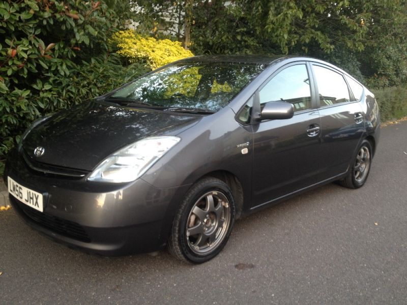 2007 TOYOTA PRIUS T3 VVT-I image 1
