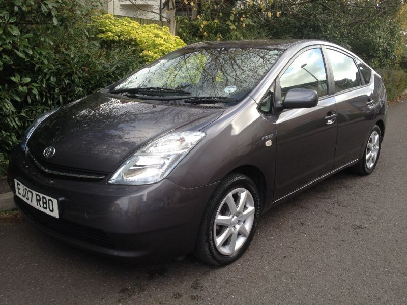 2007 TOYOTA PRIUS T3 VVT-I image 1