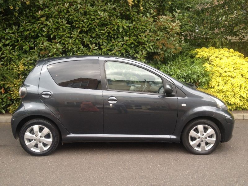 2011 TOYOTA AYGO VVT-I GO MM image 2