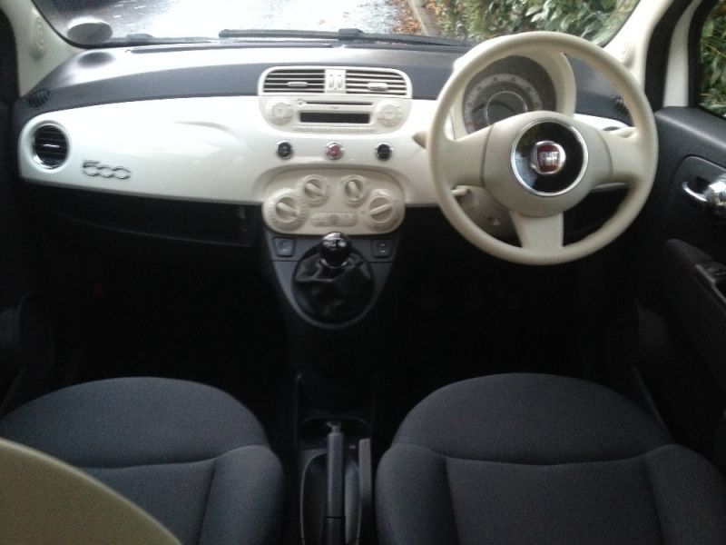 2011 FIAT 500 POP image 4