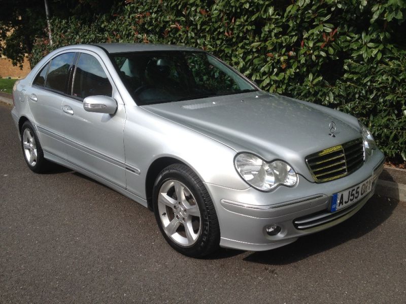 2005 MERCEDES C CLASS C200 CDI image 1