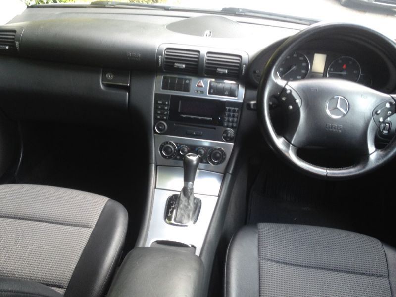 2005 MERCEDES C CLASS C200 CDI image 4