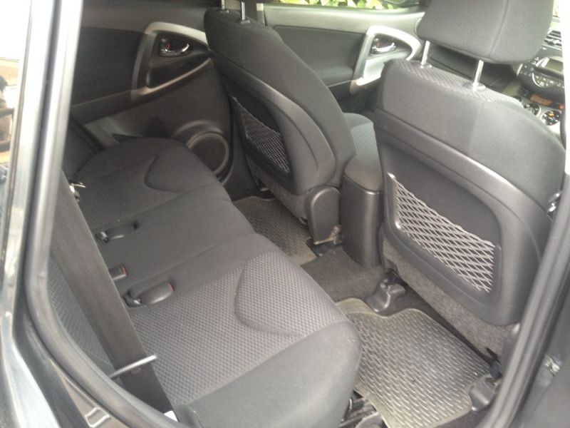 2007 TOYOTA RAV4 XT-R D-4D image 5