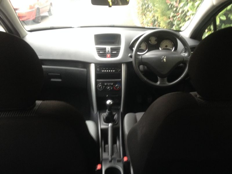 2011 PEUGEOT 207 HDI ACTIVE image 4