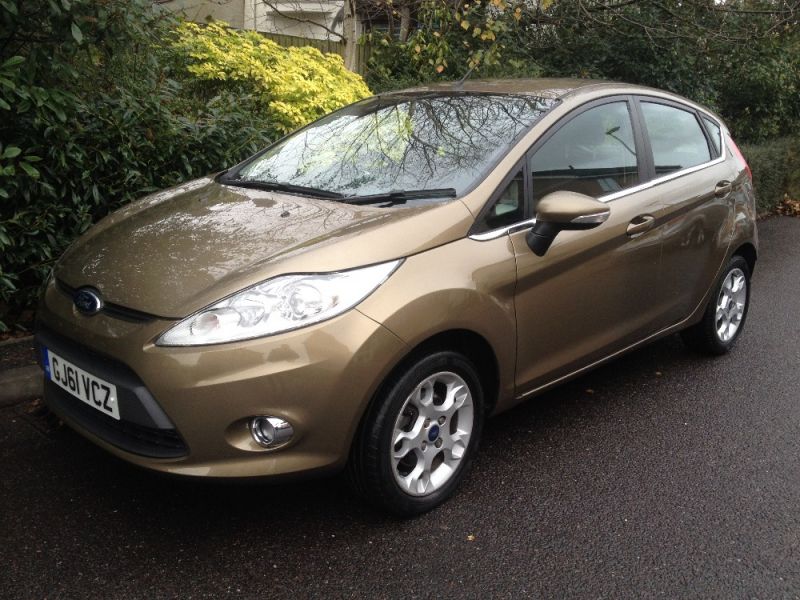 2011 FORD FIESTA ZETEC 16V image 1