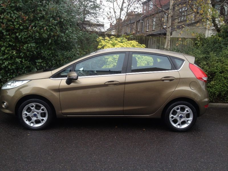 2011 FORD FIESTA ZETEC 16V image 2