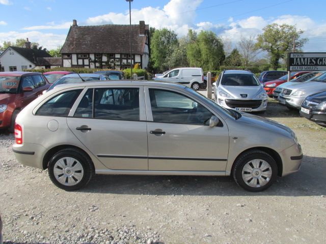 2005 SKODA FABIA 1.2 image 2
