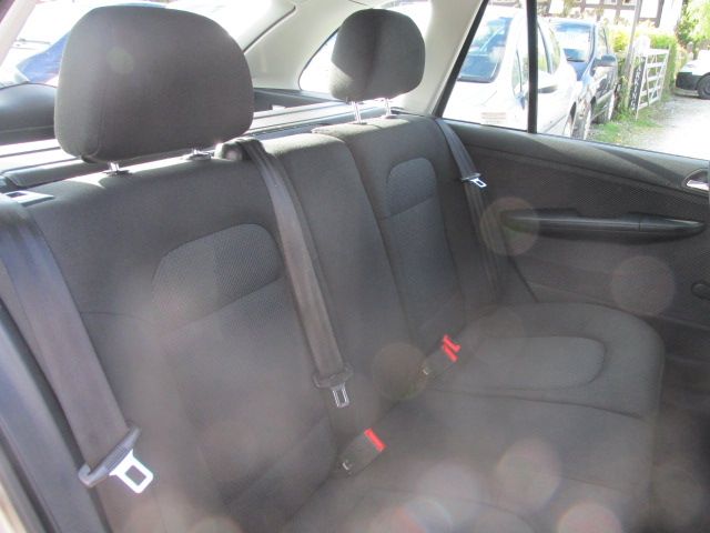 2005 SKODA FABIA 1.2 image 5