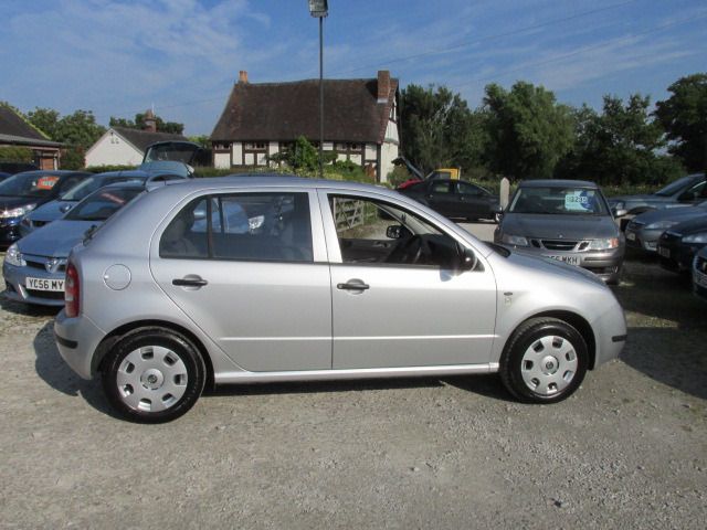 2004 SKODA FABIA 1.4 CLASSIC TDI 5DR image 2