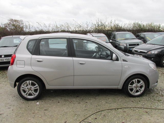 2009 CHEVROLET AVEO 1.4 LT 5DR image 2