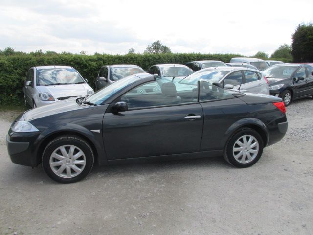 2006 RENAULT MEGANE 1.6 image 2