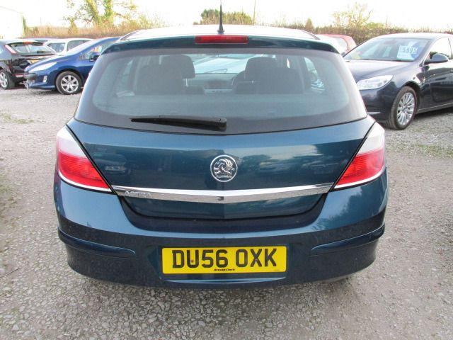 2006 VAUXHALL ASTRA 1.4 SXI image 3