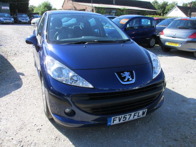 2007 PEUGEOT 207 1.4 S 5d image 1