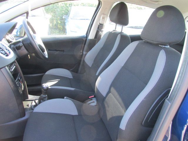 2007 PEUGEOT 207 1.4 S 5d image 4