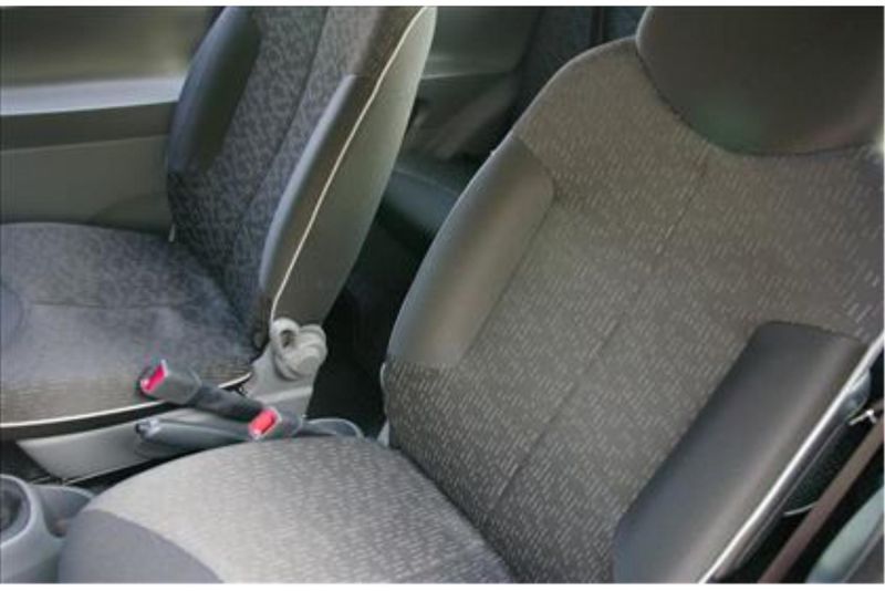 2012 PEUGEOT 107 1.0 12v Urban image 4