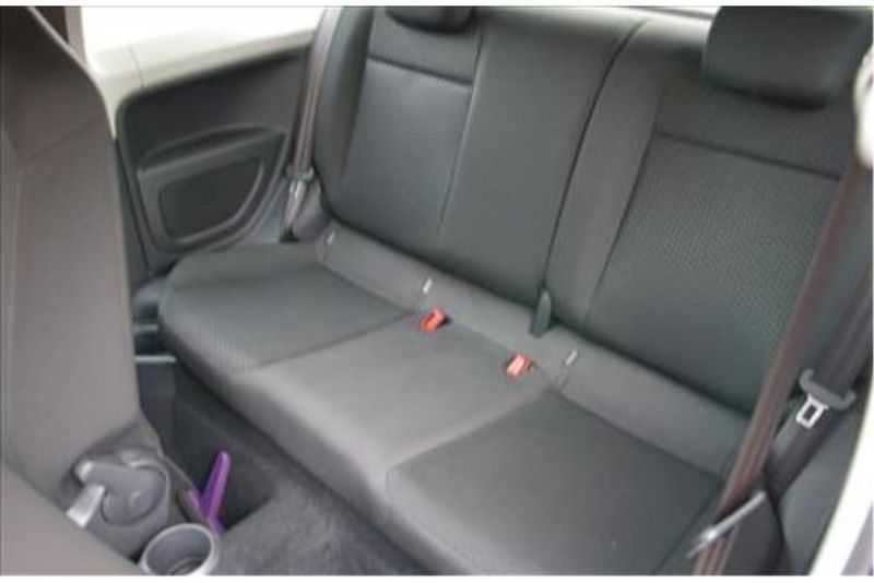 2012 SEAT Mii 3-Door 1.0 12v Sport image 5