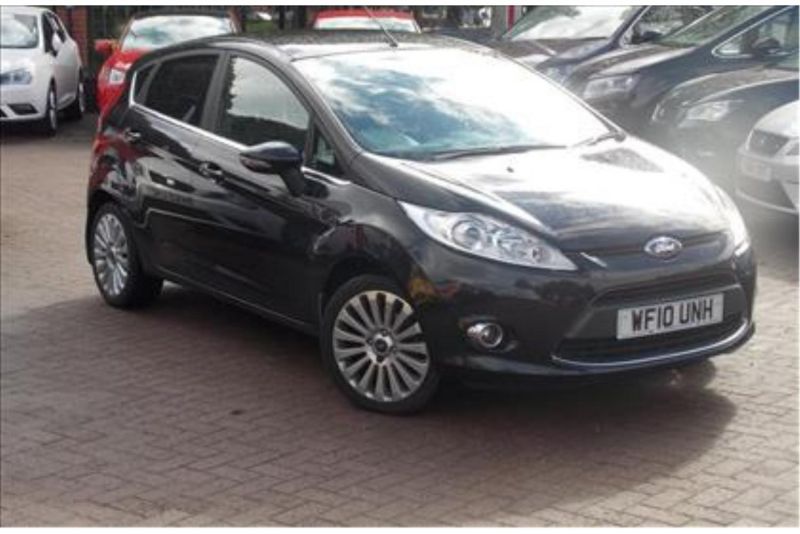 2010 FORD Fiesta 1.6 TDCi Titanium image 1