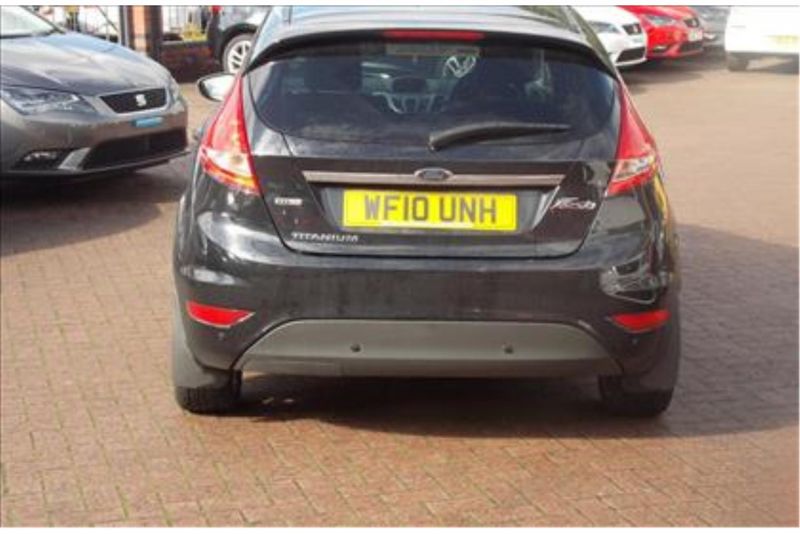 2010 FORD Fiesta 1.6 TDCi Titanium image 3