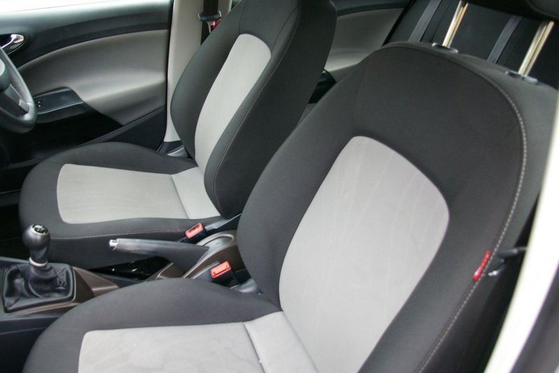 2013 SEAT Ibiza 1.4 16V 85 Toca image 4