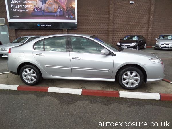2007 Renault Laguna 1.5 dCi Dynamique image 2