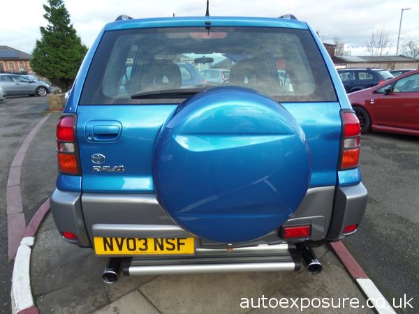 2003 Toyota Rav 4 2.0 GX image 3