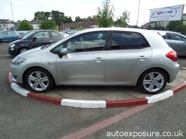 2007 Toyota Auris 2.2 D-4D T180 image 2