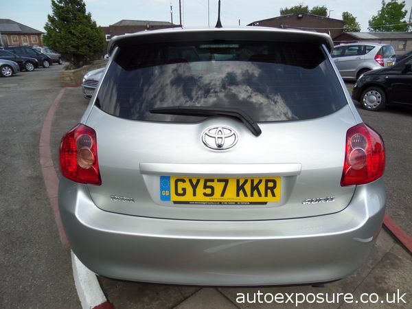 2007 Toyota Auris 2.2 D-4D T180 image 3