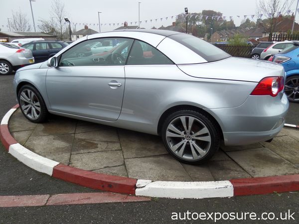 2006 Volkswagen EOS 2.0 TSI Sport image 2