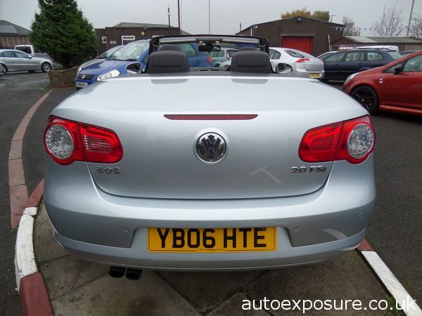 2006 Volkswagen EOS 2.0 TSI Sport image 3