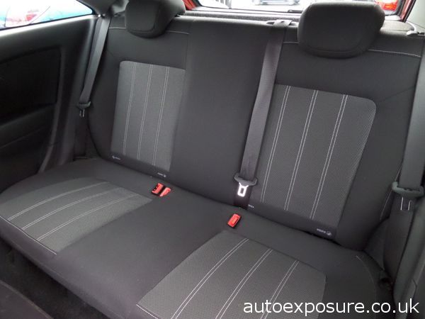 2013 Vauxhall Corsa 1.2i LIMITED EDITION image 5