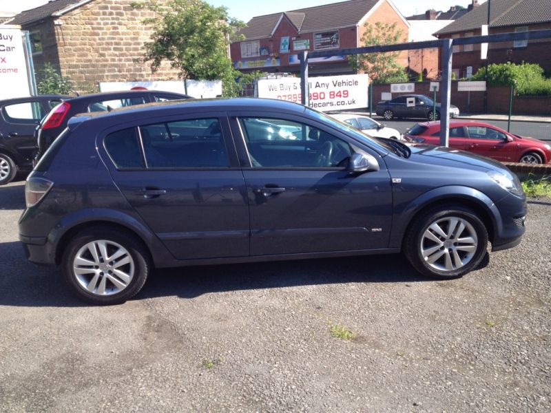 2008 Vauxhall Astra 1.6i 16V SXi image 2