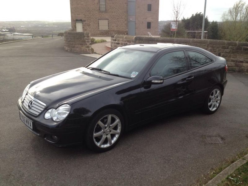 2007 Mercedes-Benz C Class C220 CDI SE 3dr image 2