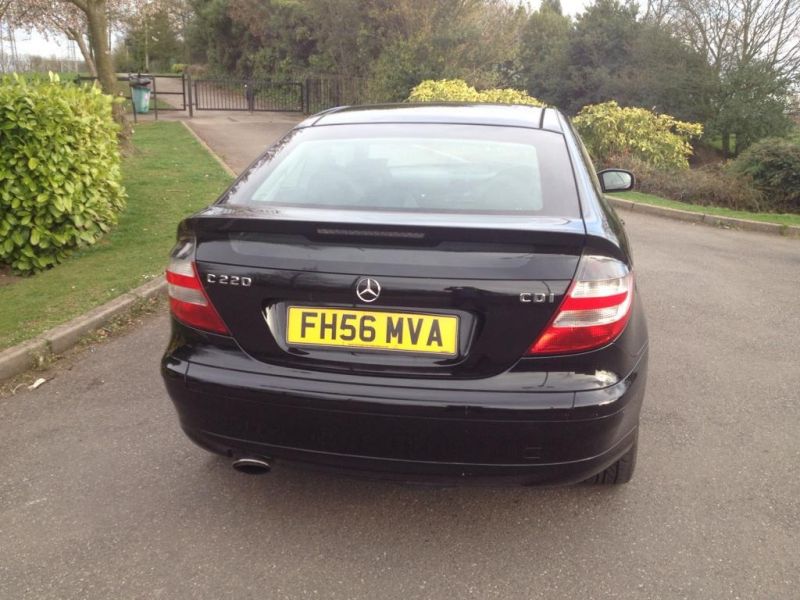 2007 Mercedes-Benz C Class C220 CDI SE 3dr image 3