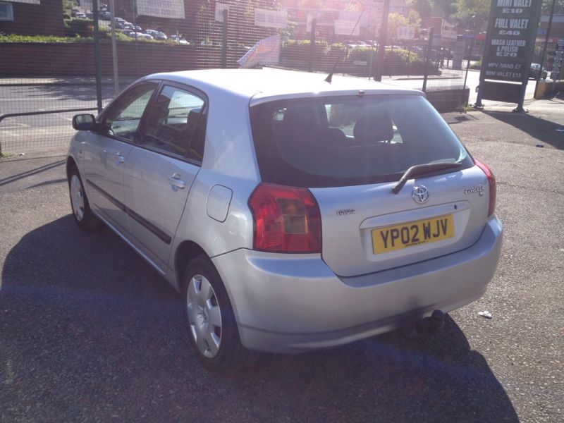 2002 Toyota Corolla 1.6 VVTi S 5dr Auto image 3