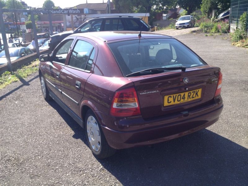 2004 Vauxhall Astra 1.6i Club 5DR image 3