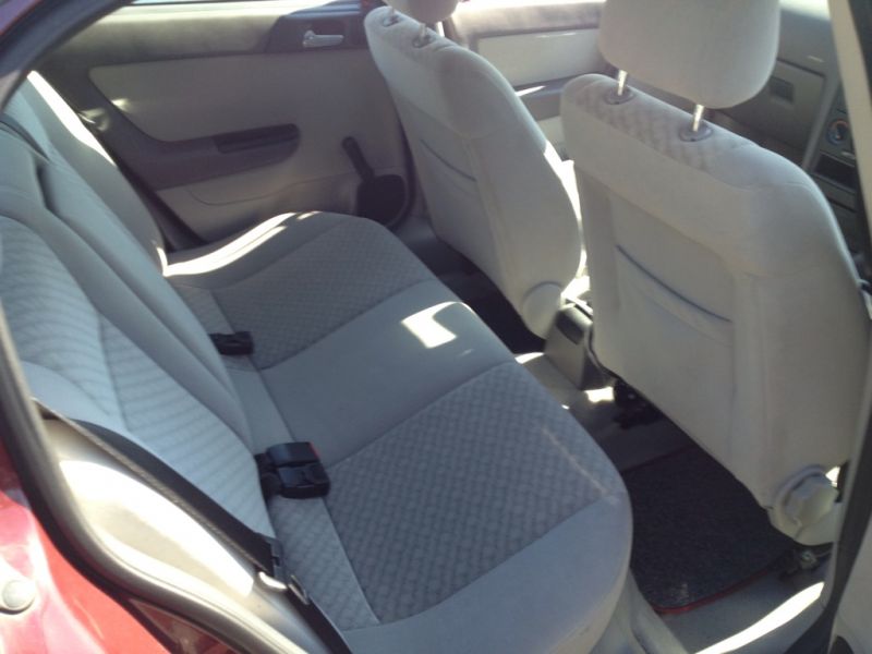 2004 Vauxhall Astra 1.6i Club 5DR image 5