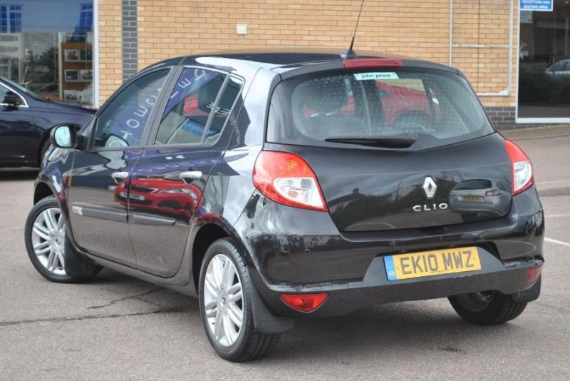 2010 Renault Clio 1.6 VVT 111 Initiale image 3