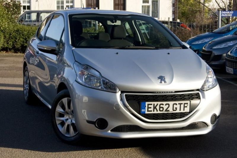 2012 Peugeot 208 1.4 HDi image 1