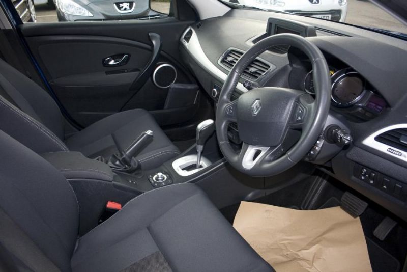 2010 Renault Megane 1.5 dCi image 4