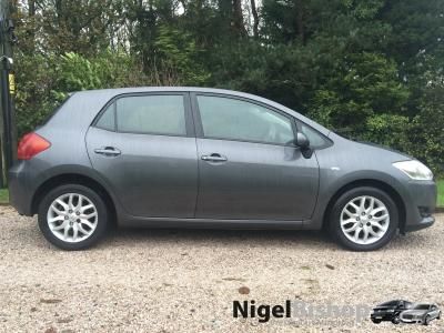 2007 Toyota Auris 1.6 VVT-i T3 5dr image 2