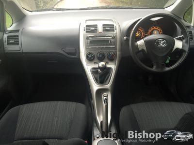 2007 Toyota Auris 1.6 VVT-i T3 5dr image 4