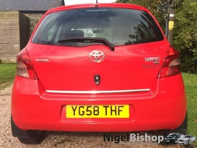 2008 Toyota Yaris 1.3 VVT-i TR 5dr 1.3l image 2