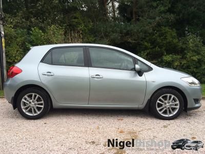 2008 Toyota Auris 1.6 VVT-i TR 5 Door image 3