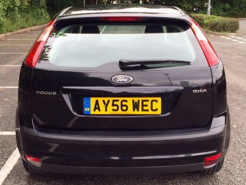 2006 FORD FOCUS 1.6 GHIA 16V image 3