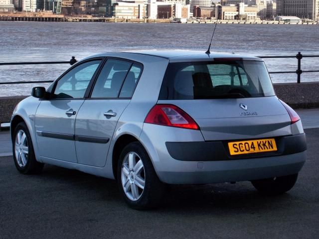 2004 RENAULT MEGANE 1.4 image 3