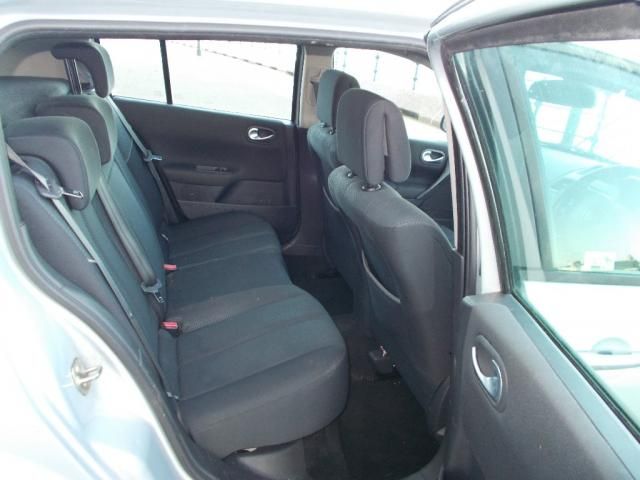 2004 RENAULT MEGANE 1.4 image 5
