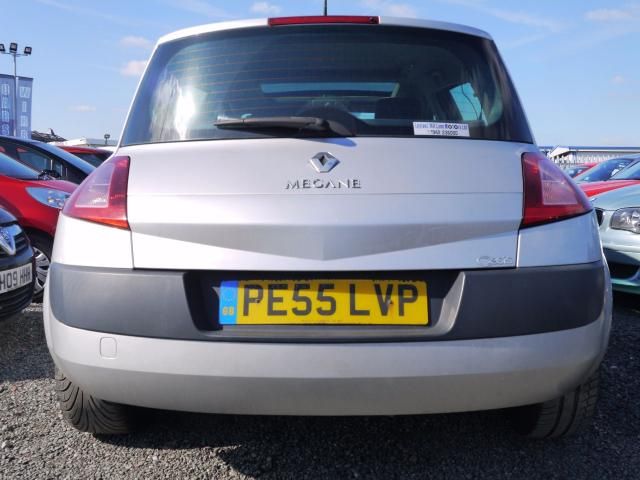 2005 RENAULT MEGANE 1.6 image 2