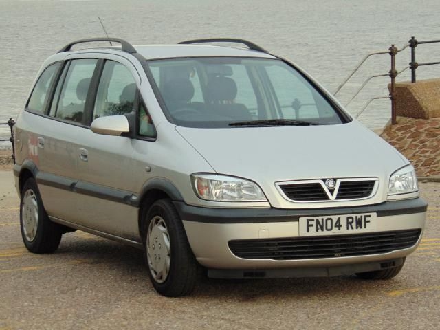 2004 VAUXHALL ZAFIRA 2.0 DESIGN DTI image 1