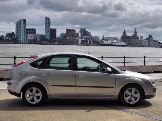 2006 FORD FOCUS 1.6 ZETEC image 2
